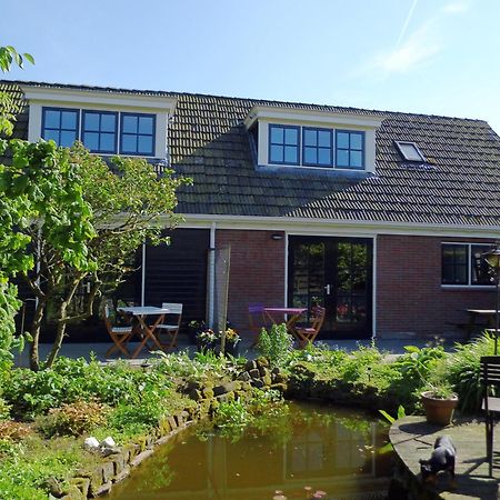 Bed and Breakfast 'T Laaisterplakky Oude Bildtzijl Exterior foto